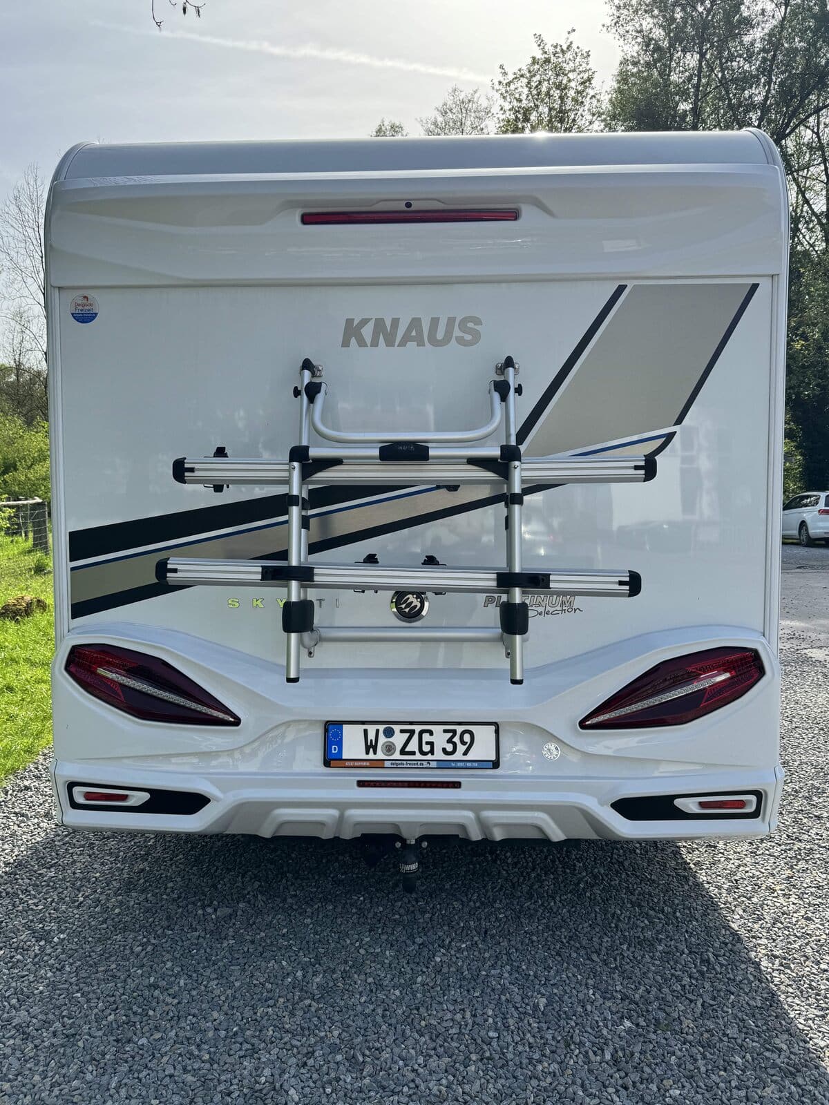 Stražnji dio kampera Knaus Sky TI 700 MEG s nosačem bicikala